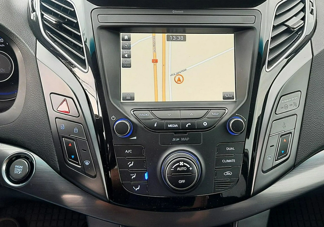 Hyundai i40 - Zdjęcie 15