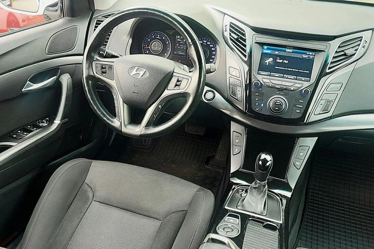 Hyundai i40 - Zdjęcie 23