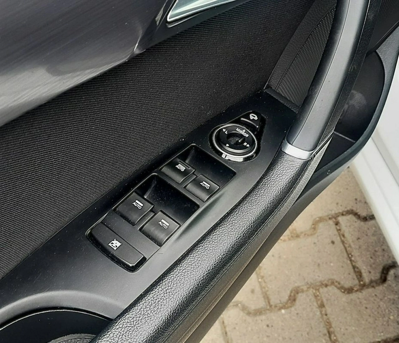 Hyundai i40 - Zdjęcie 9