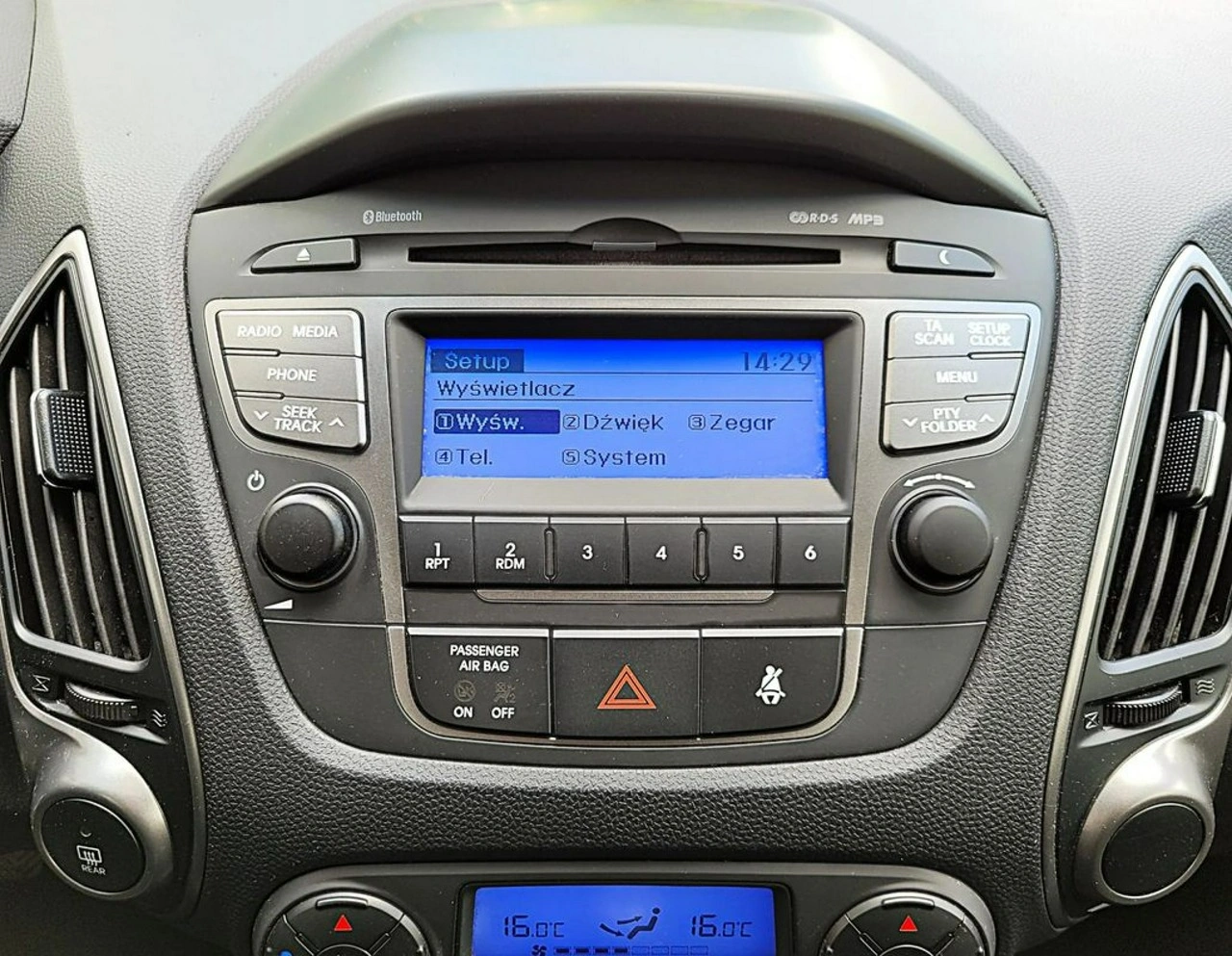 Hyundai ix35 - Zdjęcie 16