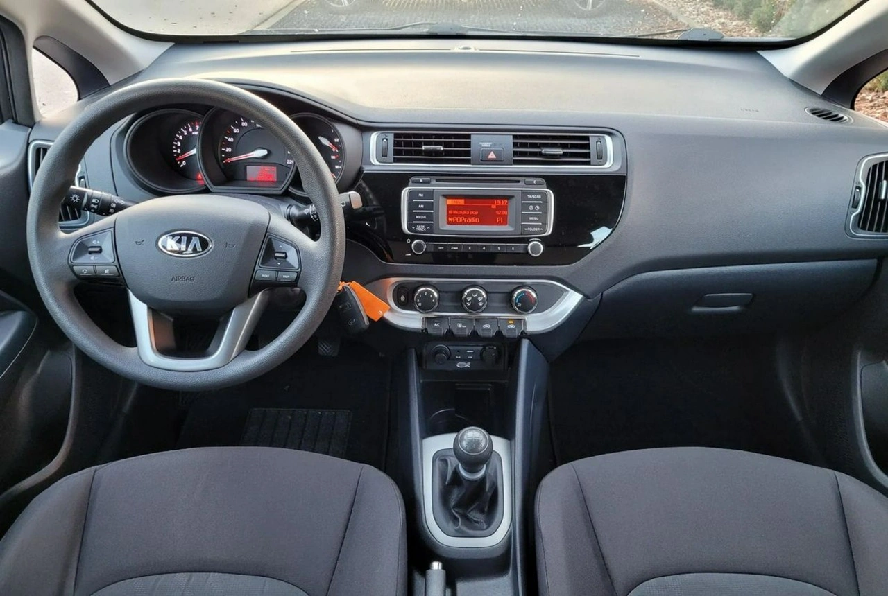 Kia Rio - Zdjęcie 14