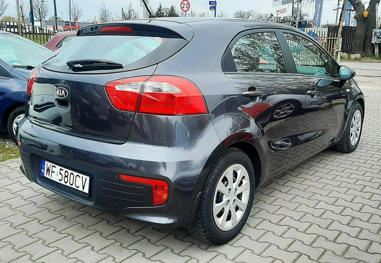 Kia Rio - Zdjęcie 3