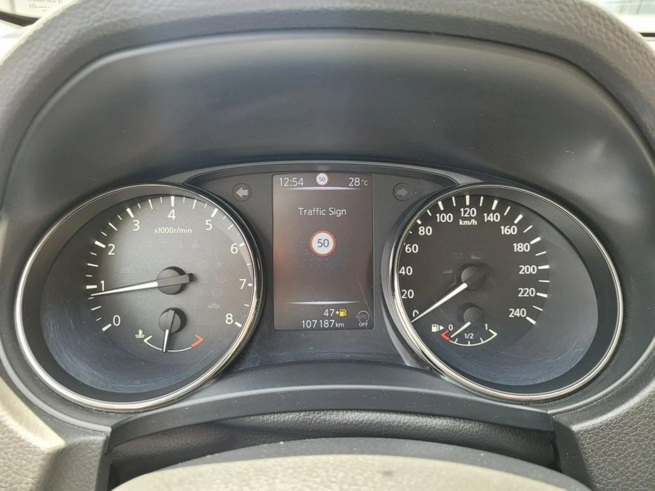 Nissan X-Trail - Zdjęcie 22