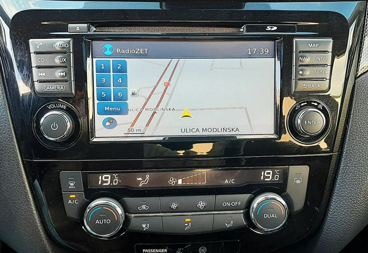 Nissan X-Trail - Zdjęcie 15