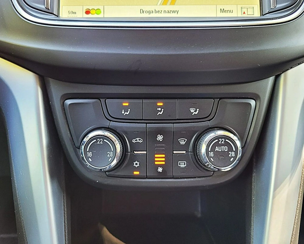 Opel Zafira - Zdjęcie 14
