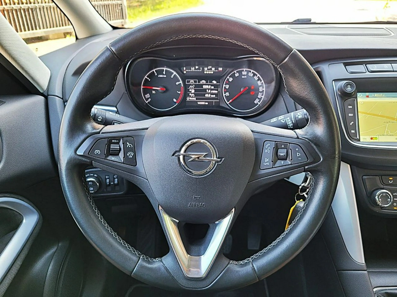 Opel Zafira - Zdjęcie 18