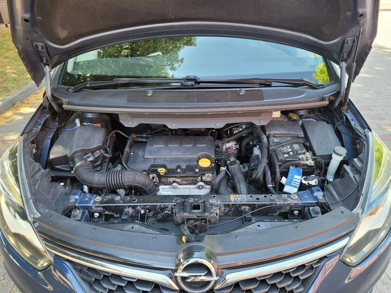 Opel Zafira - Zdjęcie 8