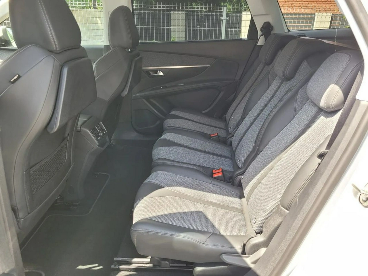 Peugeot 5008 - Zdjęcie 9