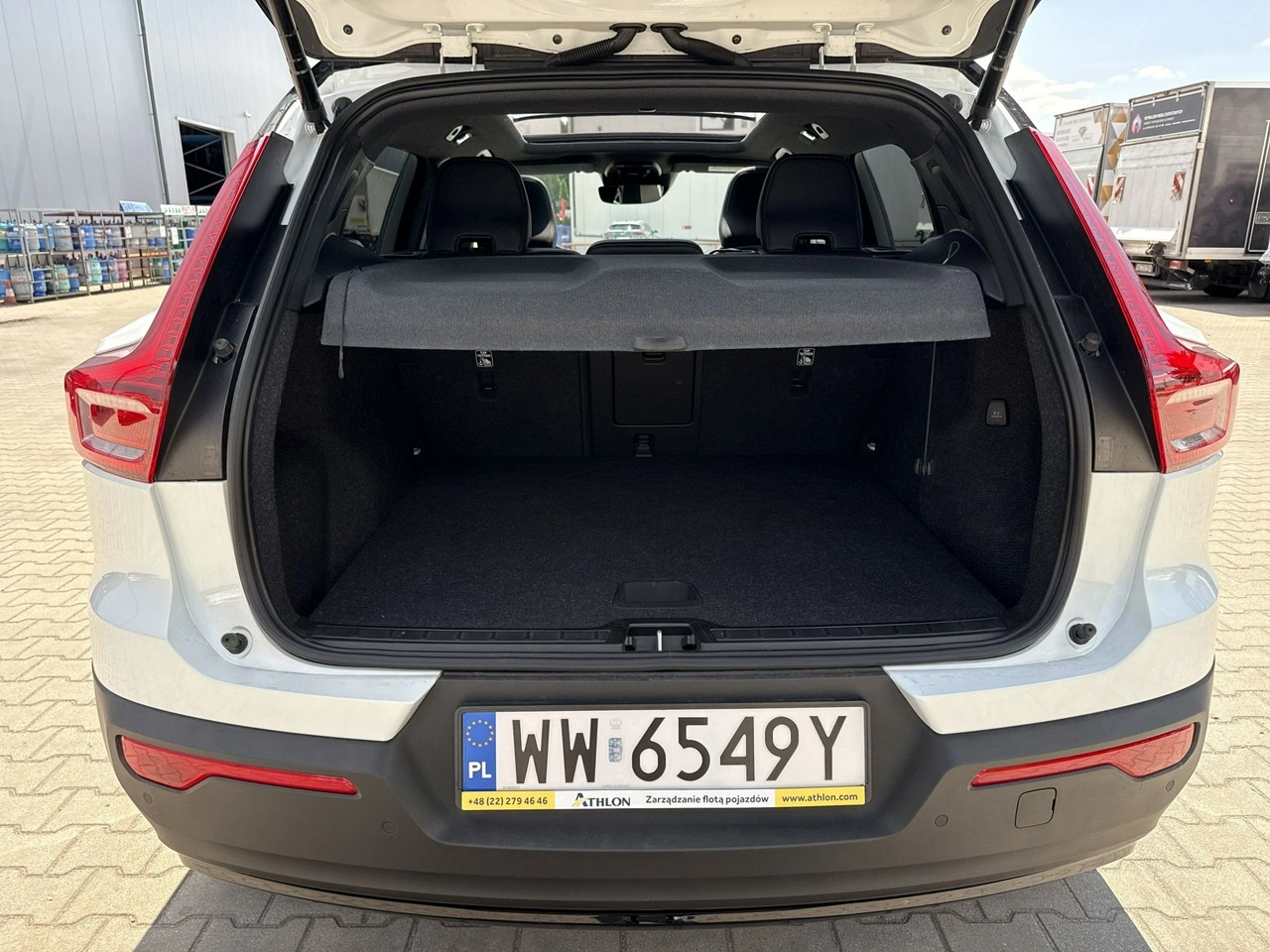 Volvo XC 40 - Zdjęcie 16