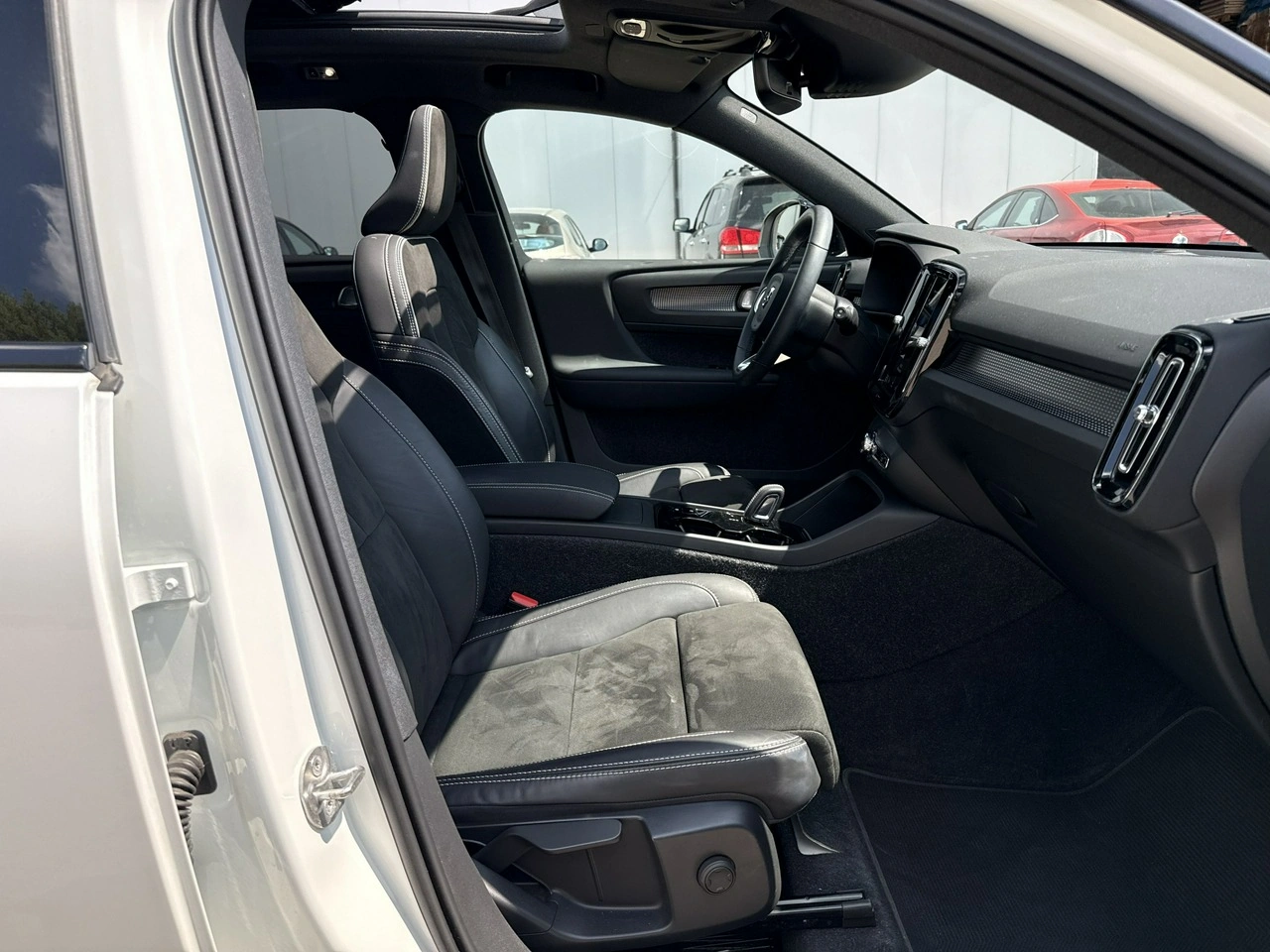 Volvo XC 40 - Zdjęcie 20