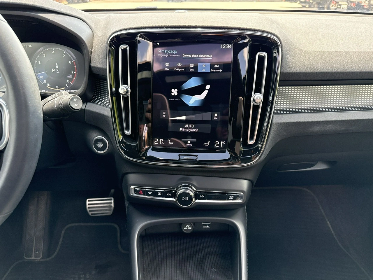 Volvo XC 40 - Zdjęcie 23