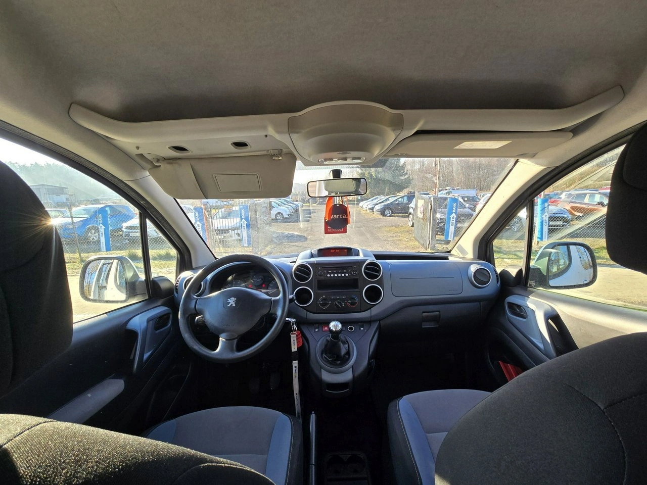 Peugeot Partner - Zdjęcie 16