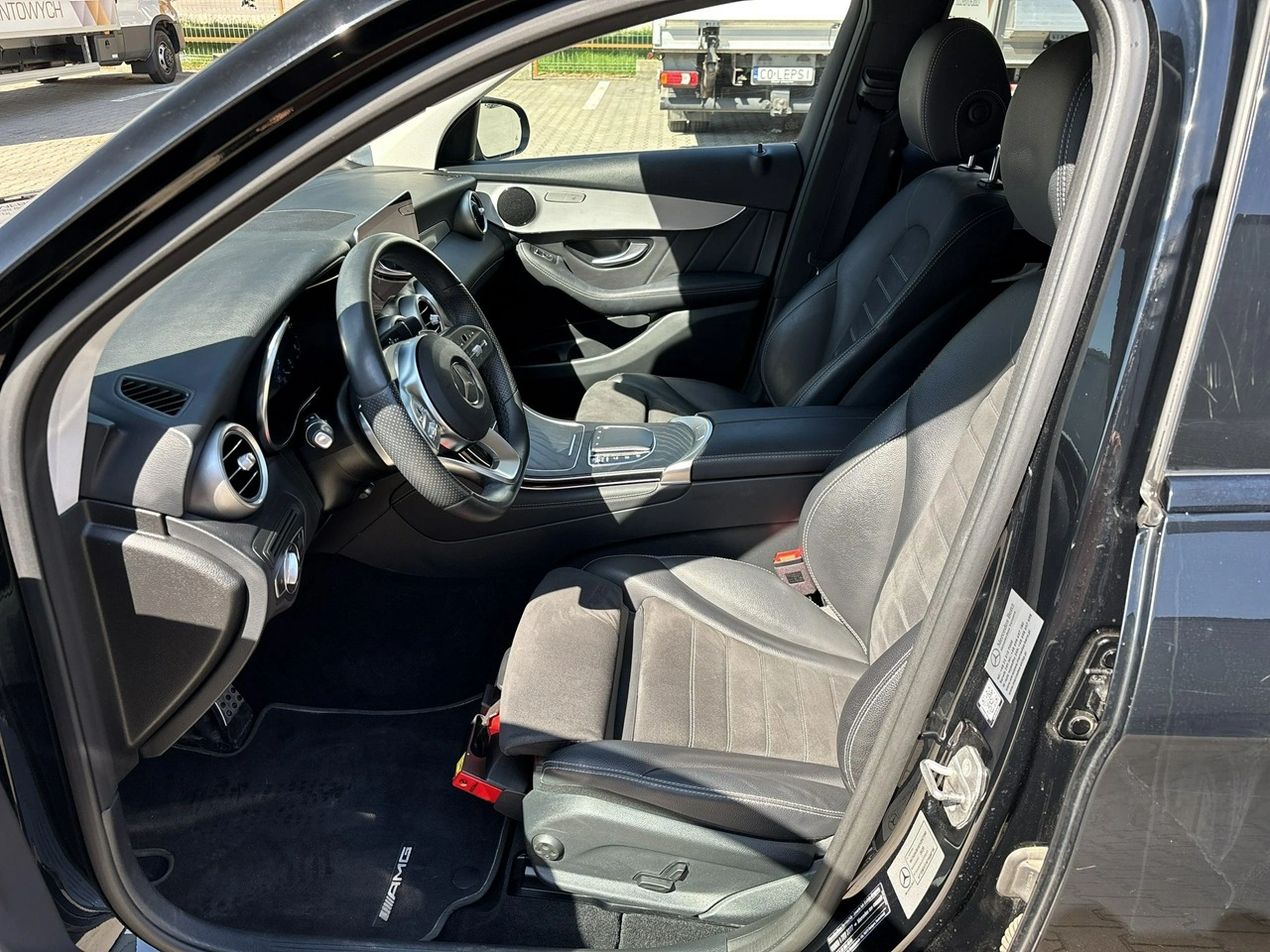 Mercedes GLC 200 - Zdjęcie 9