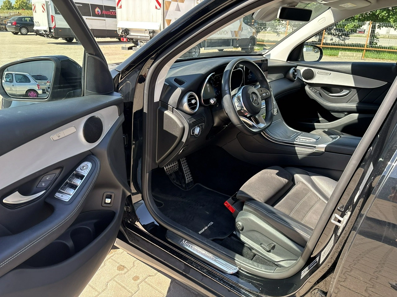 Mercedes GLC 200 - Zdjęcie 10