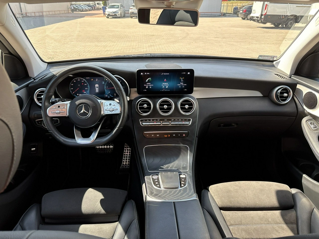 Mercedes GLC 200 - Zdjęcie 14