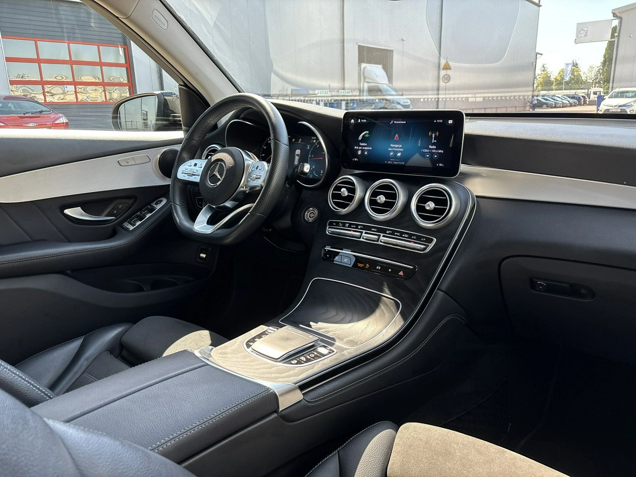 Mercedes GLC 200 - Zdjęcie 15