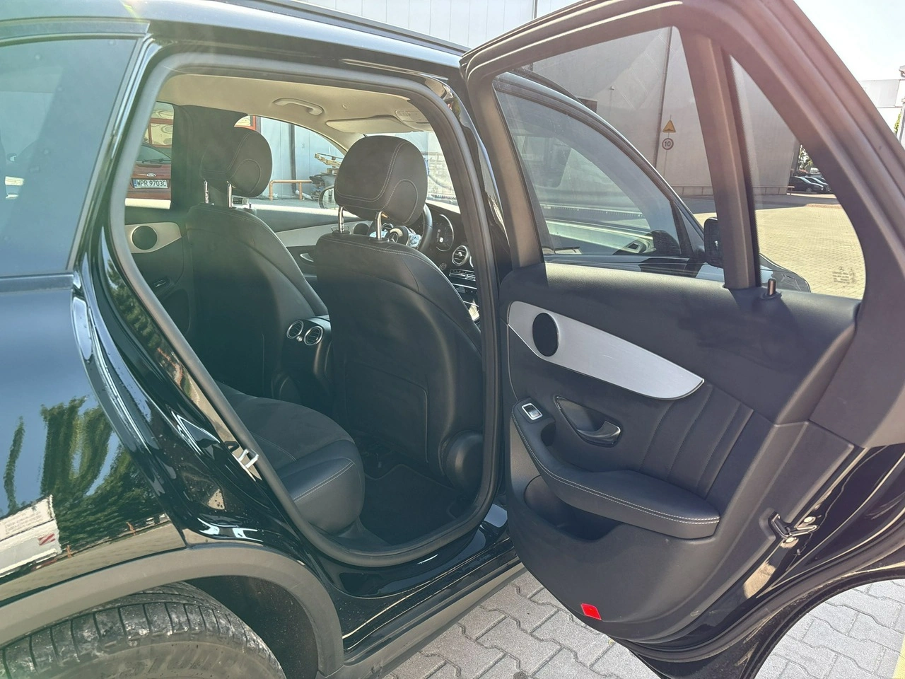 Mercedes GLC 200 - Zdjęcie 17