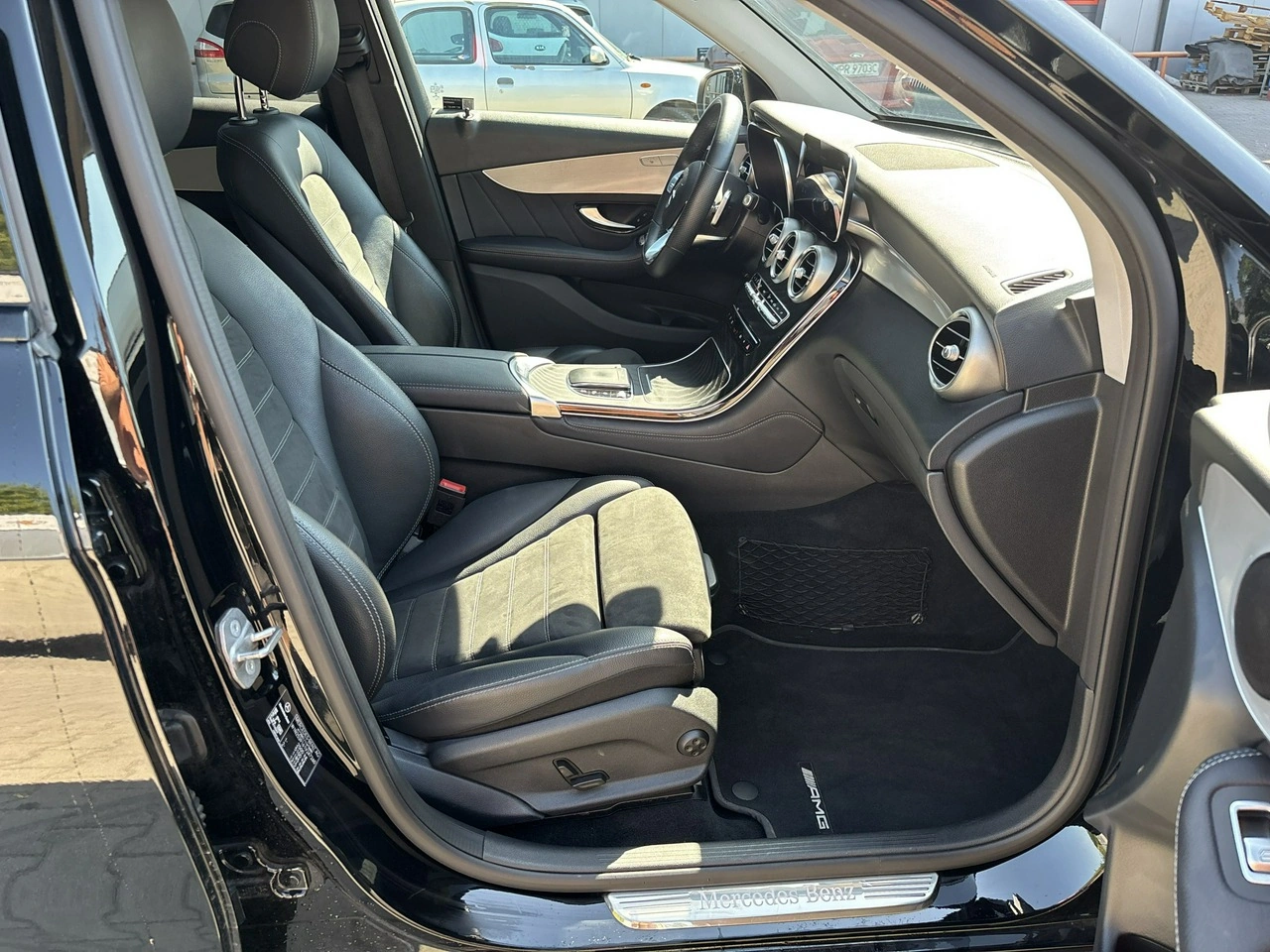 Mercedes GLC 200 - Zdjęcie 18