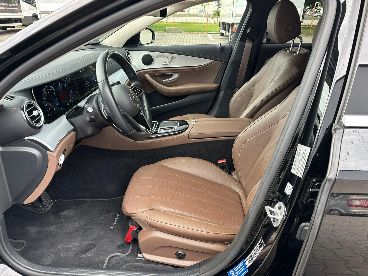 Mercedes E 220 - Zdjęcie 9