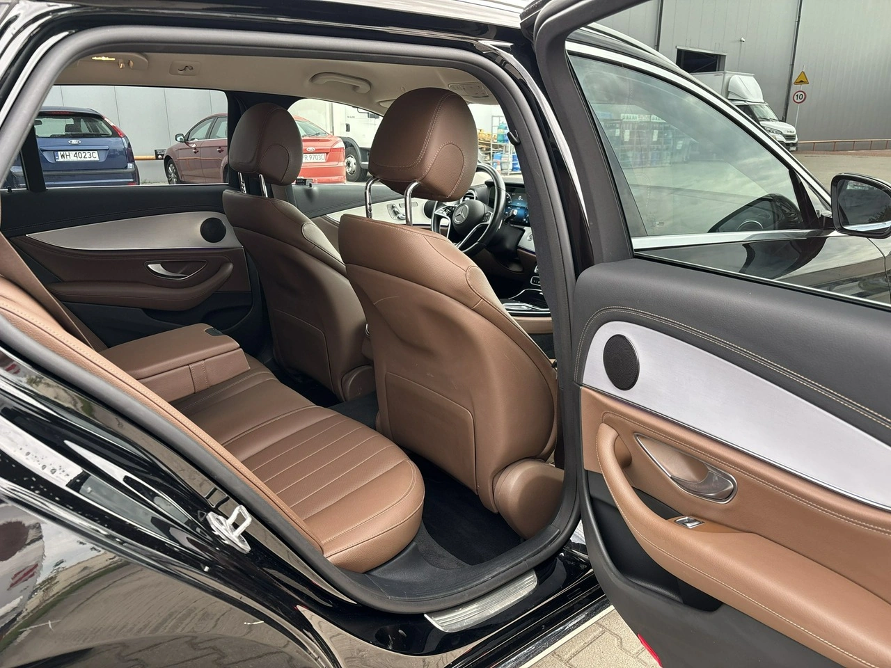 Mercedes E 220 - Zdjęcie 17