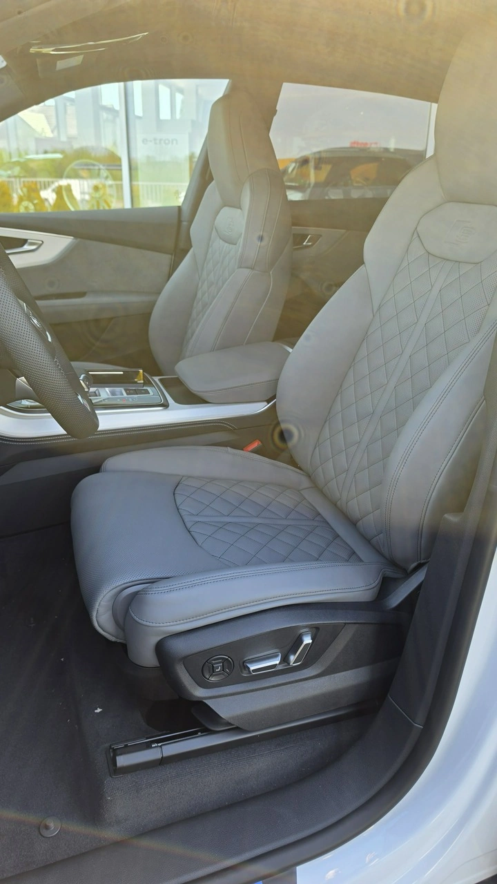 Audi Q8 - Zdjęcie 7