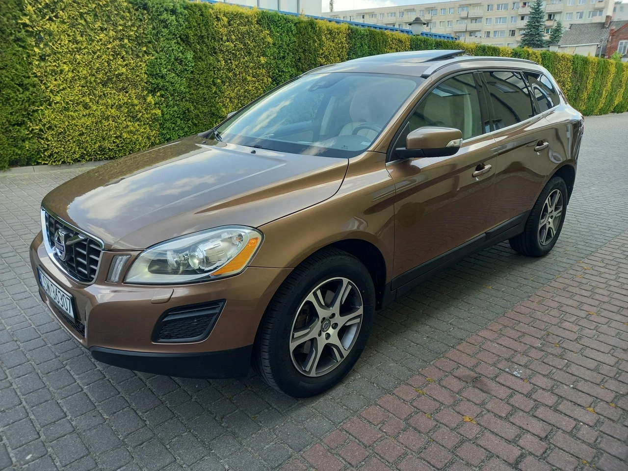 Volvo XC 60 - Zdjęcie 10
