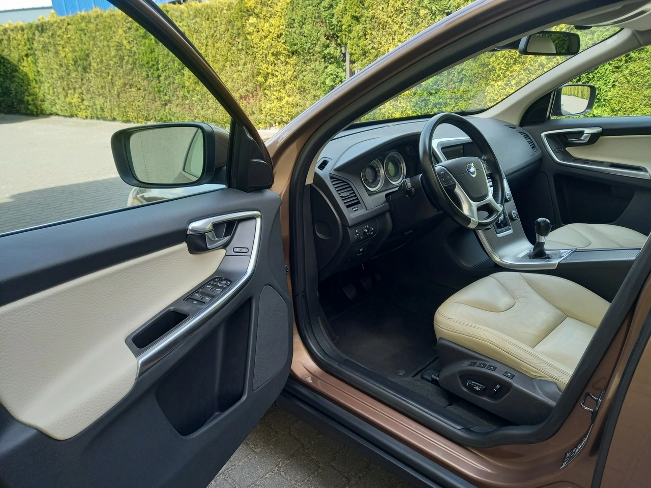 Volvo XC 60 - Zdjęcie 27
