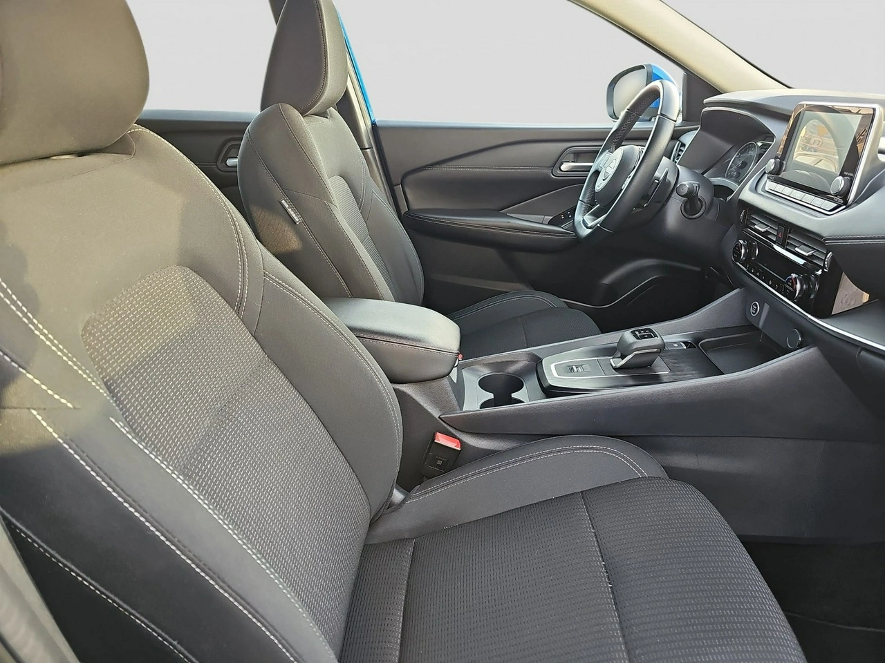 Nissan Qashqai - Zdjęcie 17