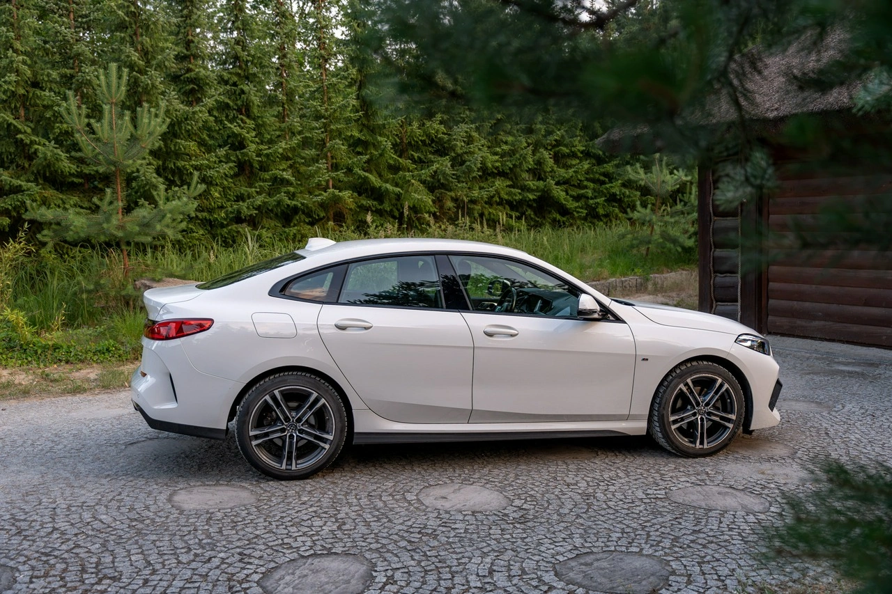 BMW 218 - Zdjęcie 15
