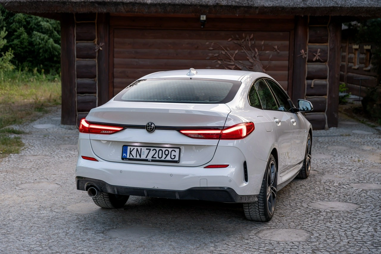 BMW 218 - Zdjęcie 21