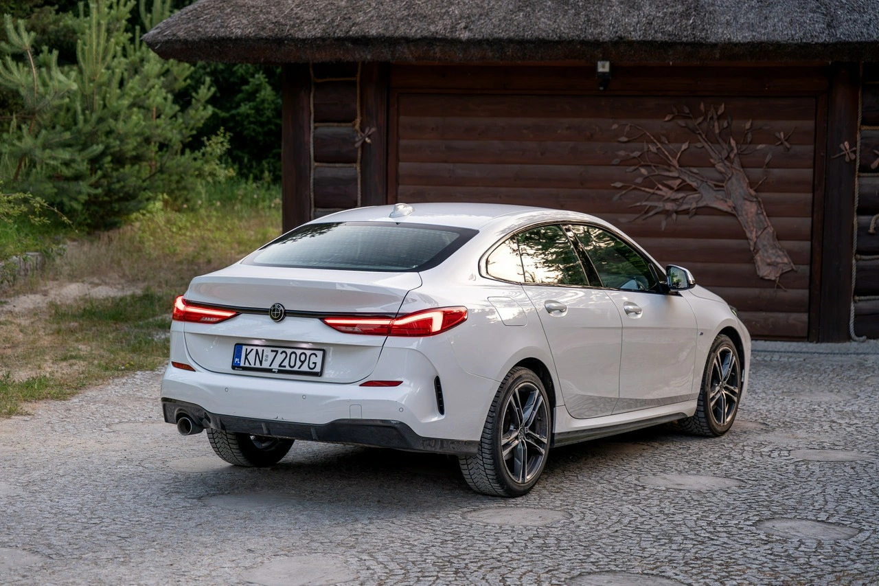 BMW 218 - Zdjęcie 3