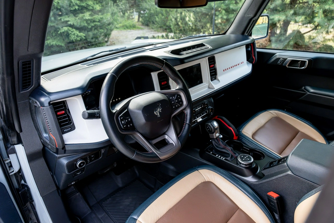 Ford Bronco - Zdjęcie 34