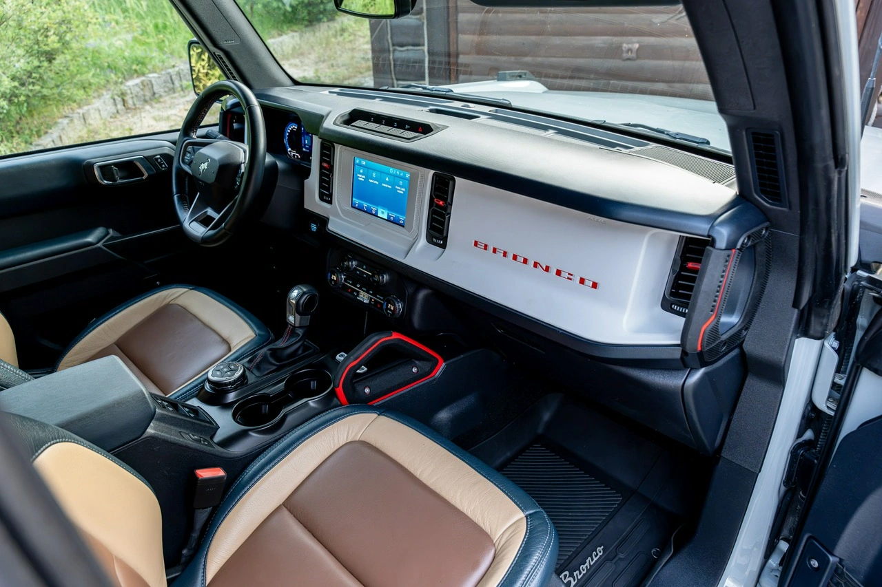 Ford Bronco - Zdjęcie 37