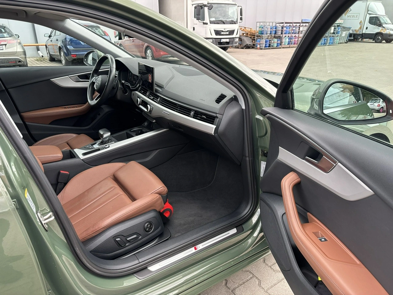 Audi A4 - Zdjęcie 15