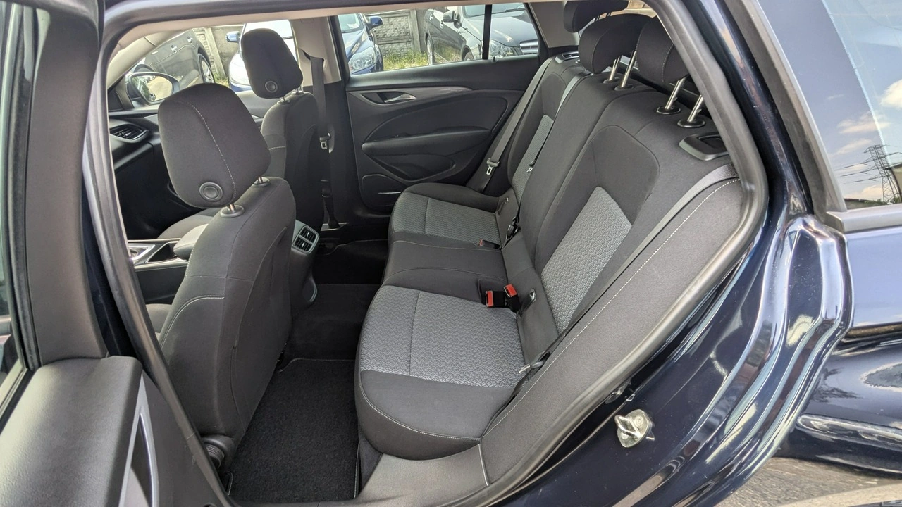 Opel Insignia - Zdjęcie 14