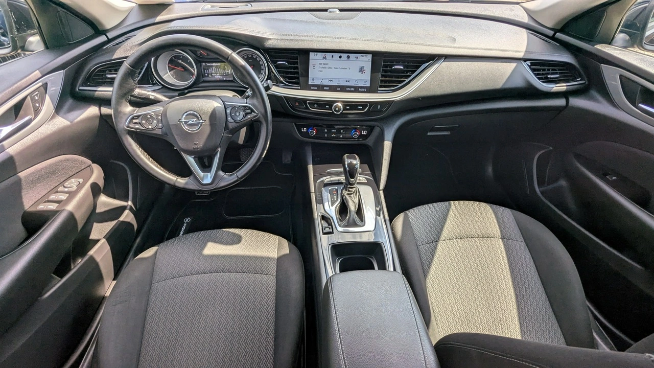 Opel Insignia - Zdjęcie 19
