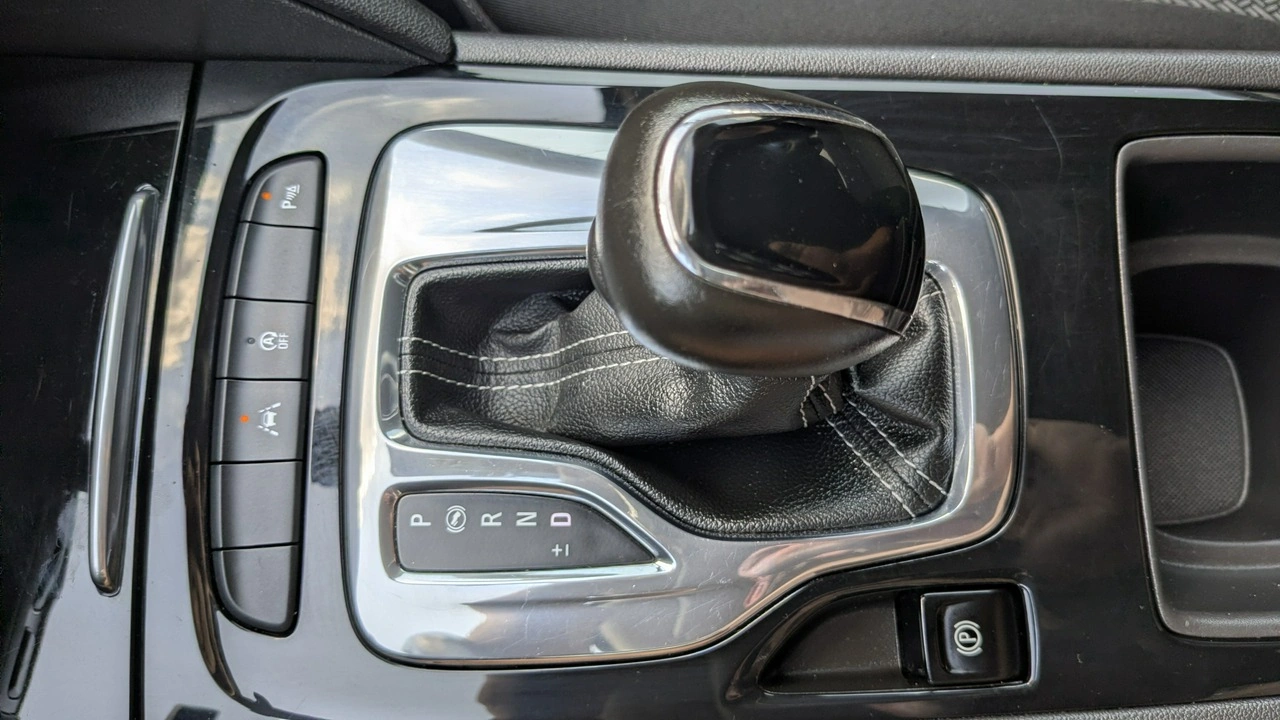 Opel Insignia - Zdjęcie 27