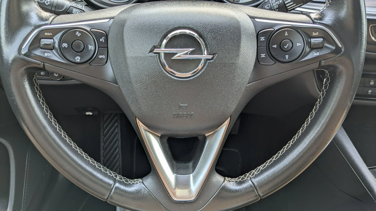 Opel Insignia - Zdjęcie 28