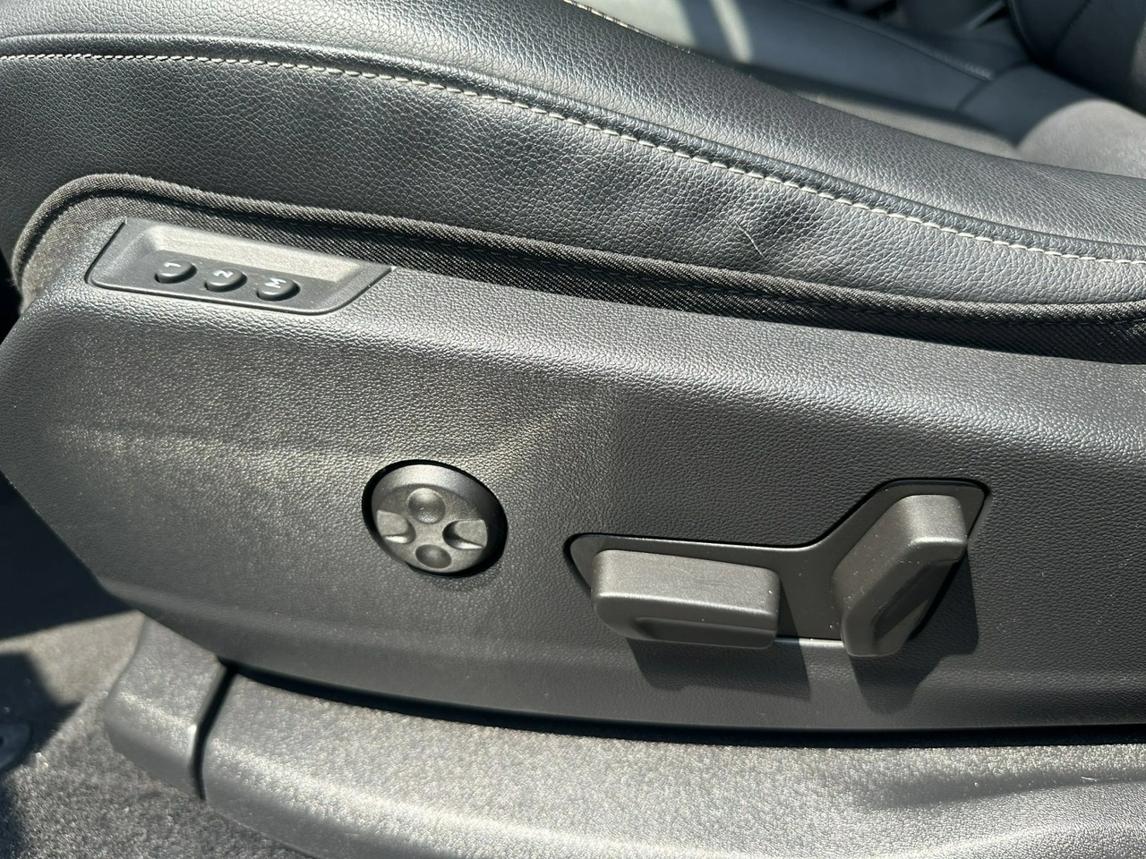 Opel Grandland X - Zdjęcie 10