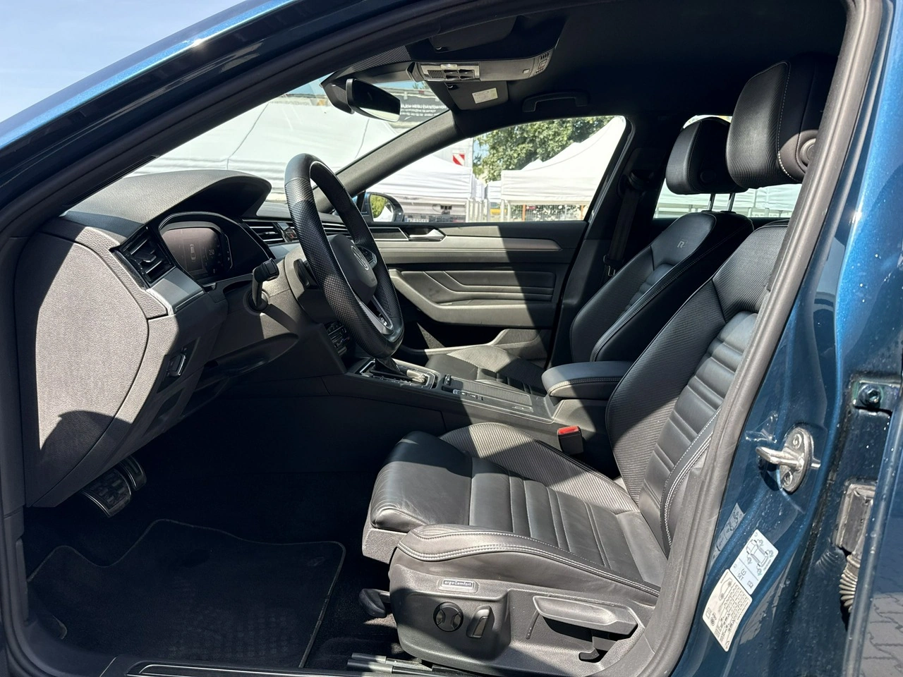 Volkswagen Passat - Zdjęcie 10