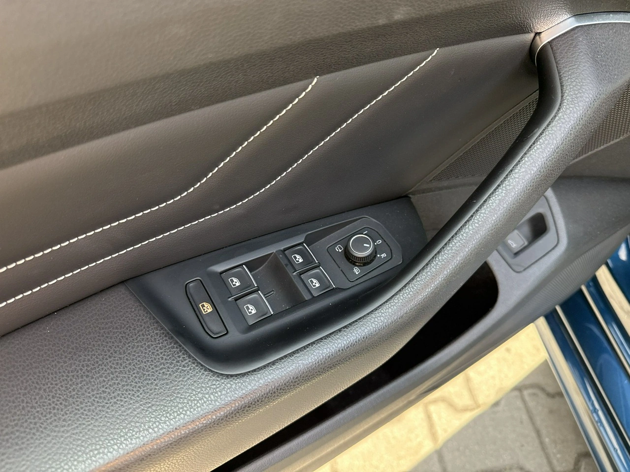 Volkswagen Passat - Zdjęcie 11