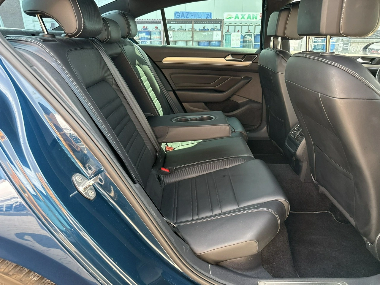 Volkswagen Passat - Zdjęcie 17