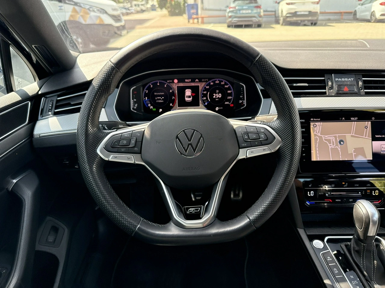 Volkswagen Passat - Zdjęcie 24
