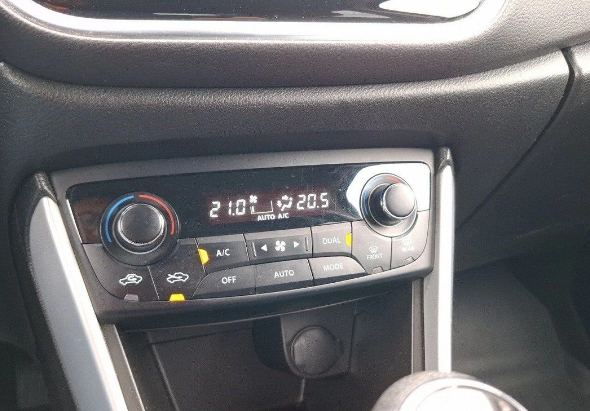 Suzuki SX4 S-Cross - Zdjęcie 21