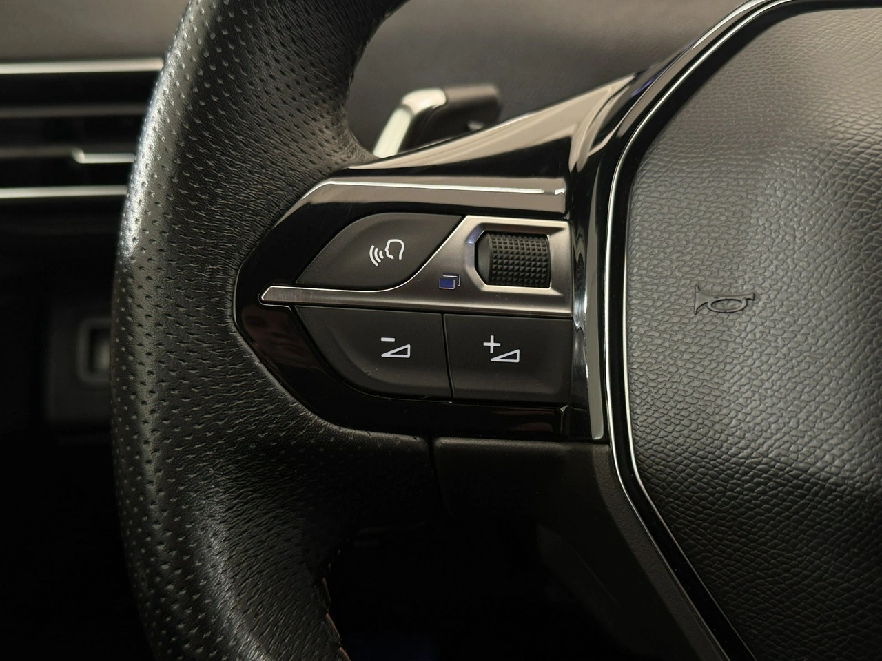 Peugeot 3008 - Zdjęcie 16
