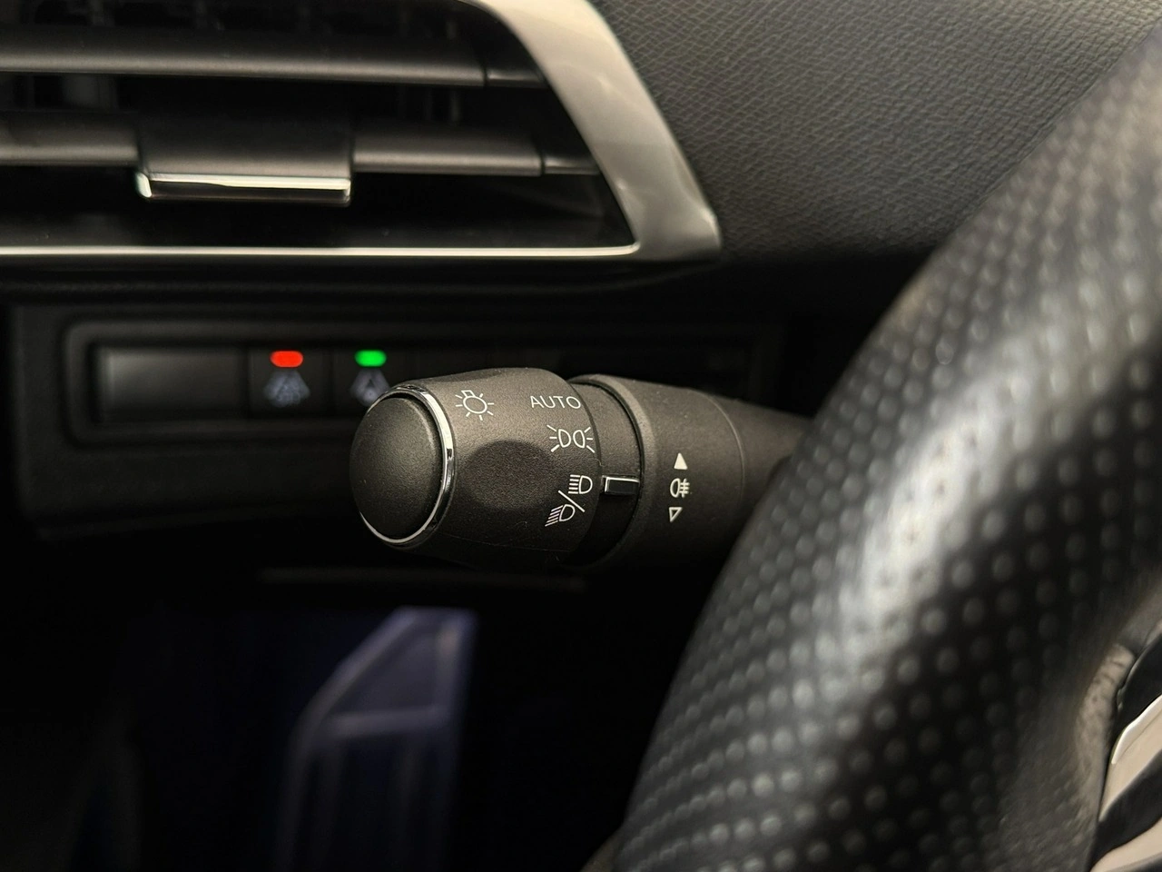 Peugeot 3008 - Zdjęcie 18