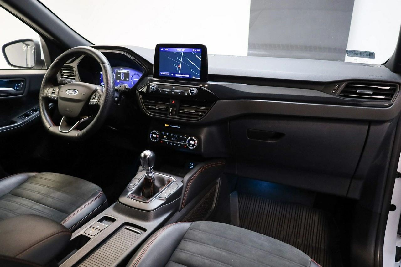 Ford Kuga - Zdjęcie 19