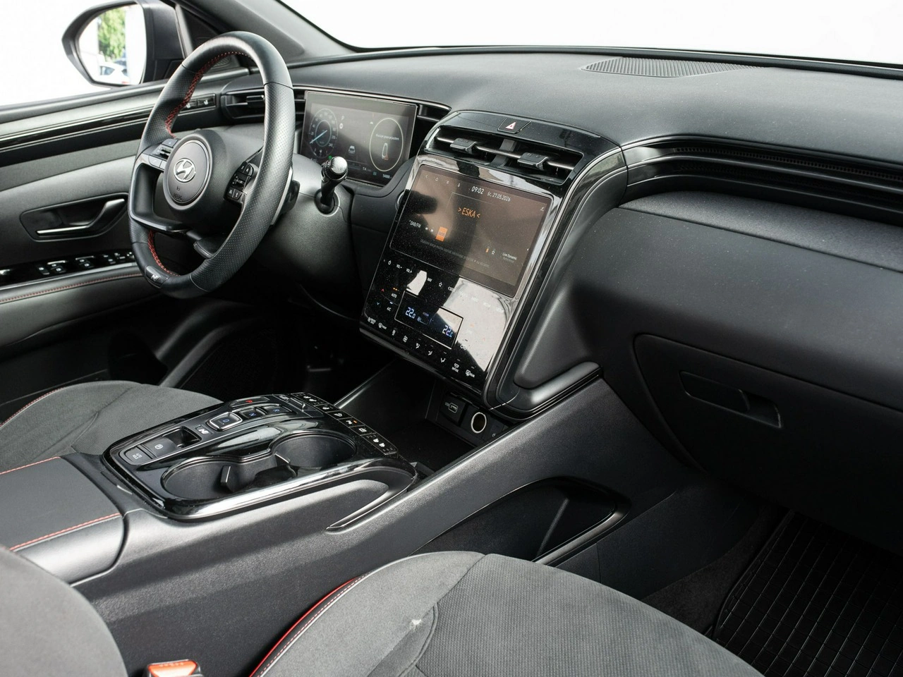 Hyundai Tucson - Zdjęcie 24