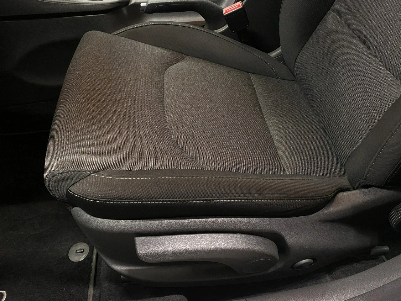 Hyundai i30 - Zdjęcie 13