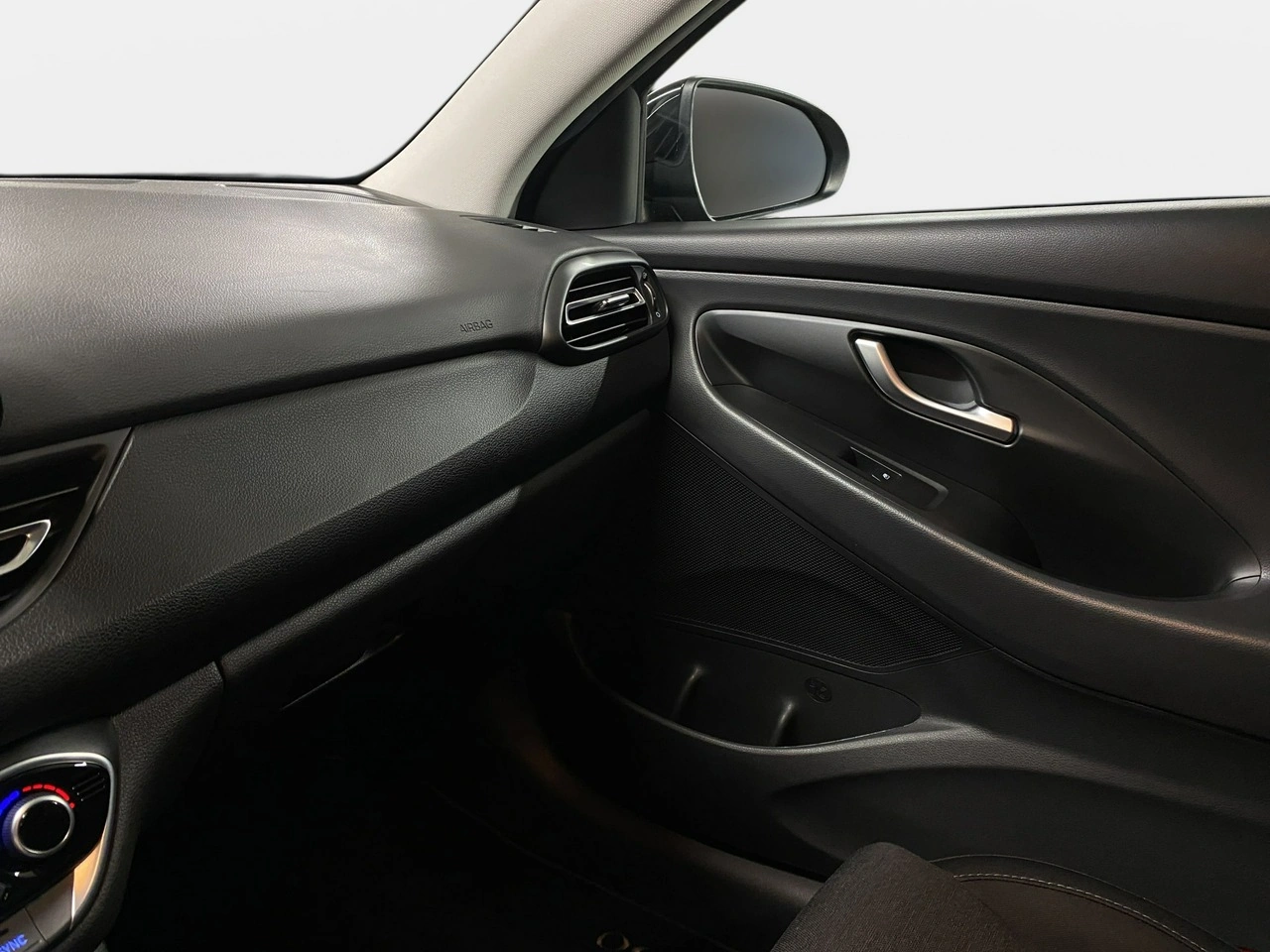 Hyundai i30 - Zdjęcie 34